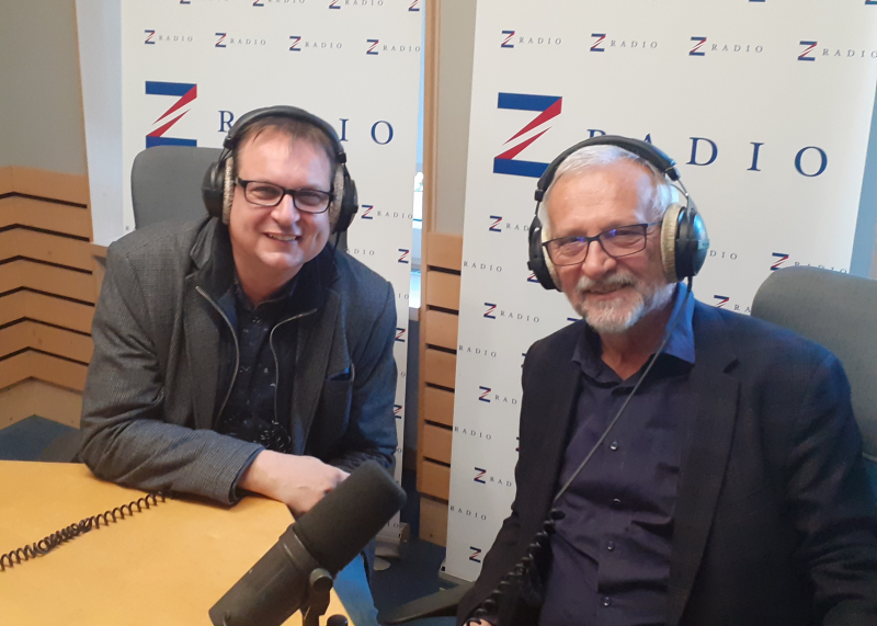 Obrázek epizody Školský ombudsman Ladislav Hrzal: Každý učitel je po celou dobu jednou nohou v kriminále