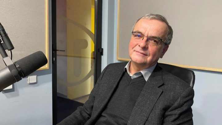 Obrázek epizody Miroslav Kalousek: Pokud jednou prezidentovi Zemanovi ustoupíte, ustupujete stále