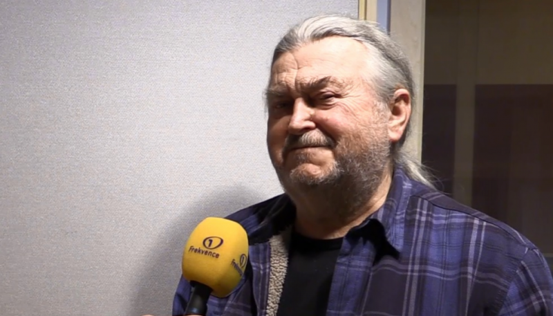 Obrázek epizody František Ringo Čech: Jenom idiot odporuje očkování. Já bych odpírače evidoval a nechal je zaplatit si léčbu