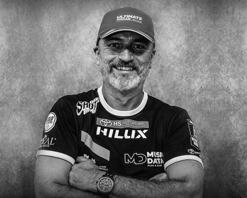 Jak jednou přičichnete k Dakaru, tak už se toho nedá zbavit a na věky věků k tomu patříte, říká automobilový závodník Tomáš Ouředníček