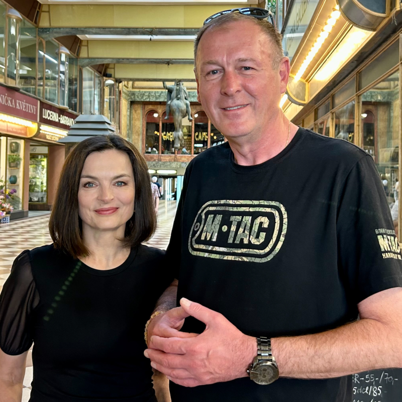 Obrázek epizody Martin Dorazín: Ruské společnosti víc vadí vypínání internetu, než padlí vojáci