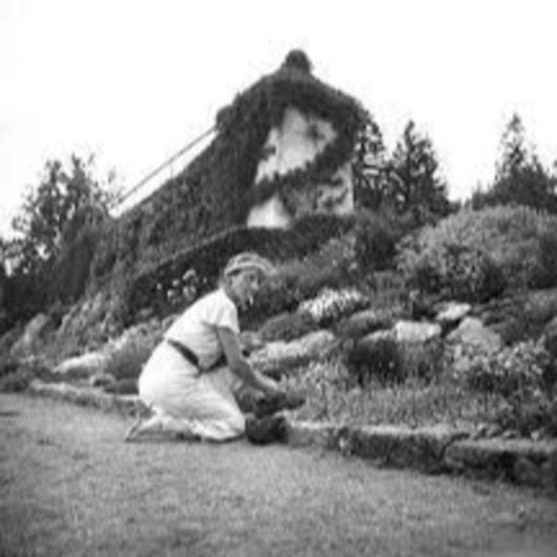 Obrázek epizody Léto u Sidonie Nádherné - procházka zámkem Vrchotovy Janovice