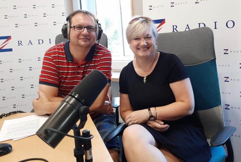 Obrázek epizody Spisovatelka Kristina Hlaváčková: Psát fantasy mě baví, protože kloubí všechny možné žánry dohromady. Vždycky mě bavilo vymýšlet příšerky