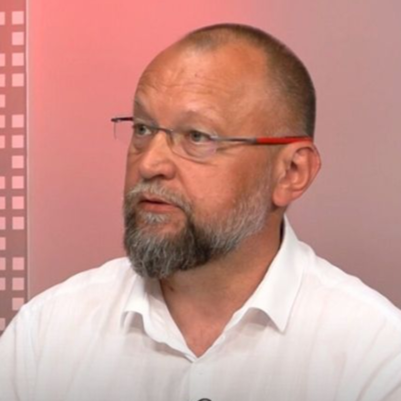 Obrázek epizody Jan Bartošek (KDU-ČSL): Babiš vítal migranty a chtěl mít z NATO útočnou alianci, teď otočil | 30. 6. 2025