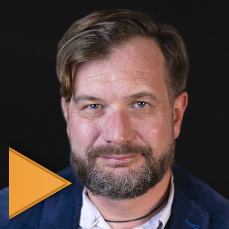 Obrázek epizody David Václavík: Ilumináti byli elitnejší verzí zednářů. Satanismus je nafouknutá bublina