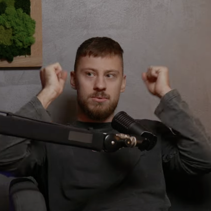 Obrázek epizody 19: Kde roste ANANAS? Cverna vs. Kotalík? Clash - kdo si dal před zápasem do nosu - Tři Káři - EP19