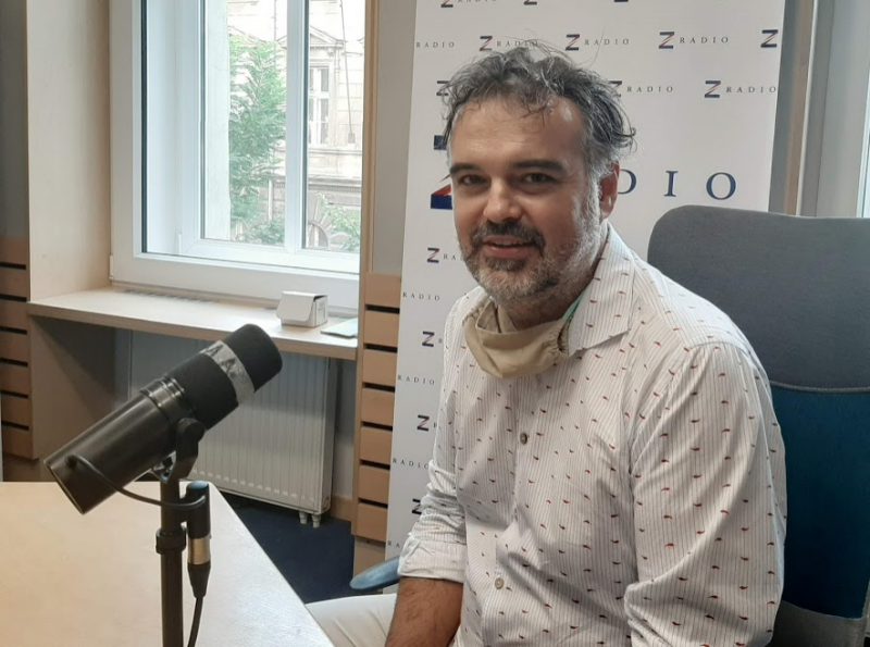 Obrázek epizody Šéfredaktor National geographic Tomáš Tureček: Jsme na prahu naprosto dramatických změn. Cestování, jak jsme ho znali posledních 30 let, už takové nebude
