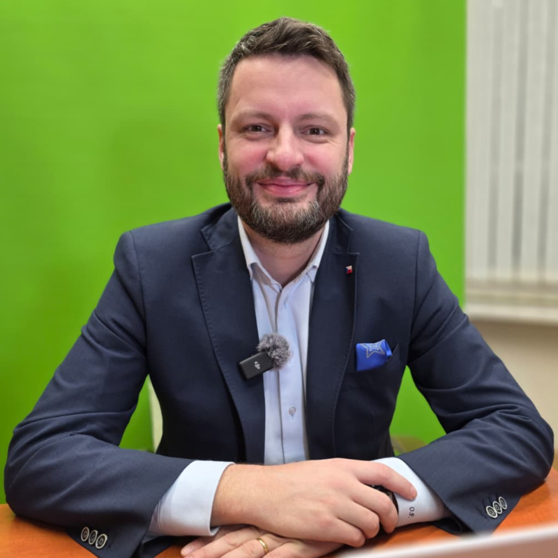 Obrázek epizody Prasklo na Piráty! Rekordní sumy za poradce a cesty. Hřiba prošetřují kvůli odměnám | Čau Praho #166