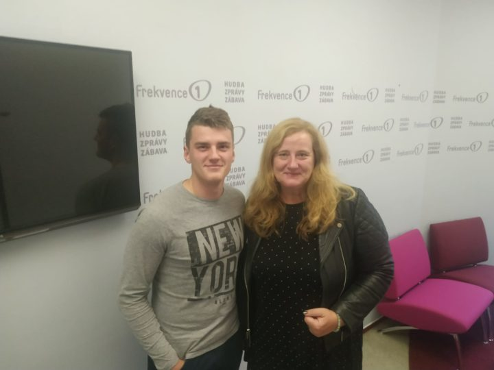 Obrázek epizody Matěj Kratochvíl: Když vám Uzbek udělá v šest ráno mastný guláš z králíka, tak si nepřidávejte