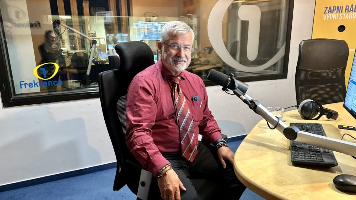 Obrázek epizody František Dobšík: Ministr chtěl chce snížit náklady zvýšením počtu žáků ve třídách