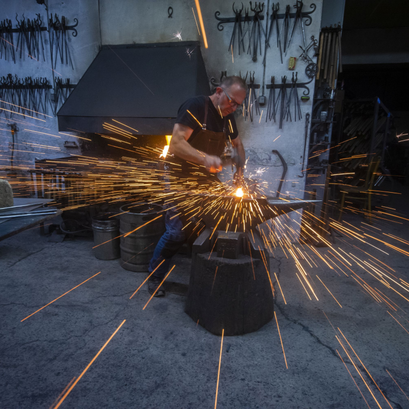 Obrázek epizody Pavel Tasovský, umělecký kovář | Podcasty Kraje Vysočina