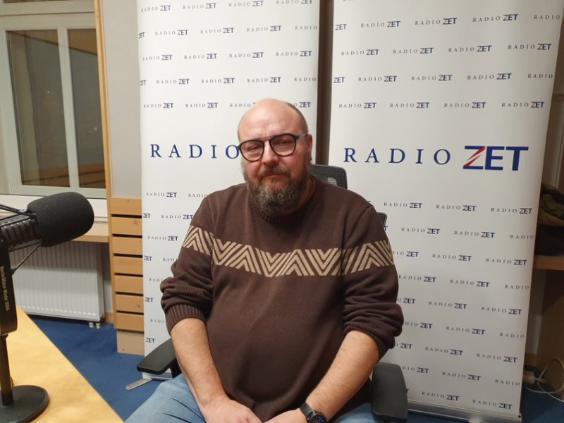 Obrázek epizody Restaurace v malých městech končí, na vesnicích se pije už v podstatě jenom v garážích, přiznává provozovatel minipivovarů Jan Charvát