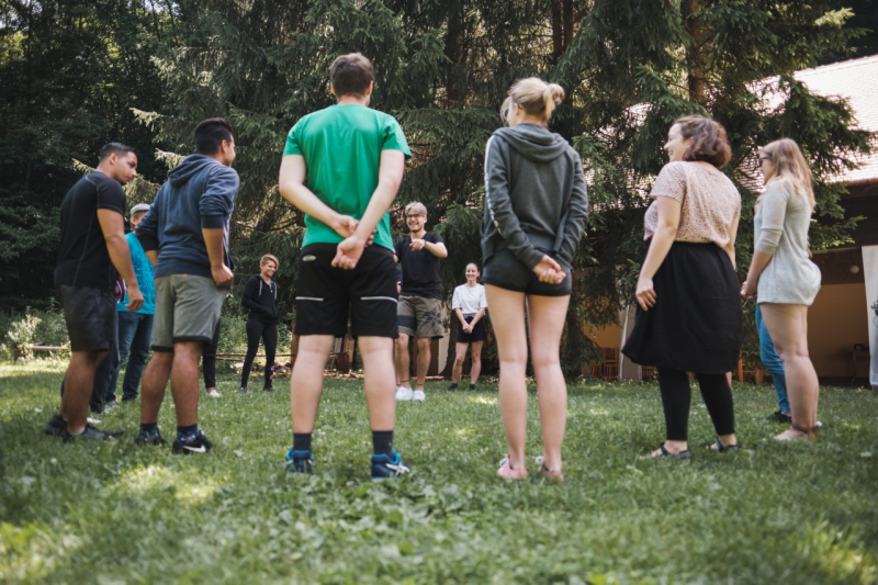 Obrázek epizody Z dětského domova do Symbiosu