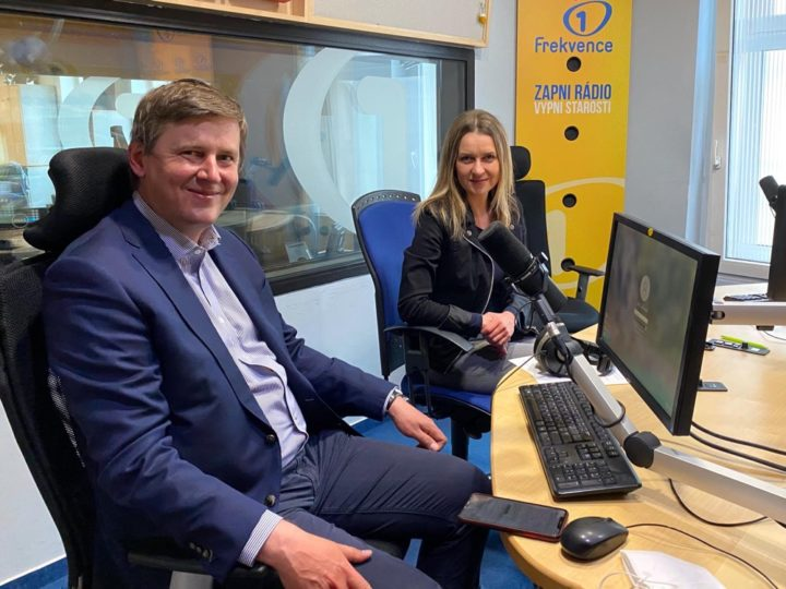 Obrázek epizody Tomáš Petříček: Výroky Zemana a Klause mohou nahrát ruské propagandě