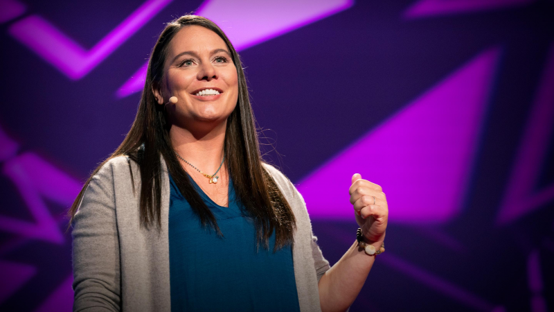 Obrázek epizody What ocean microbes reveal about the changing climate | Angelicque White