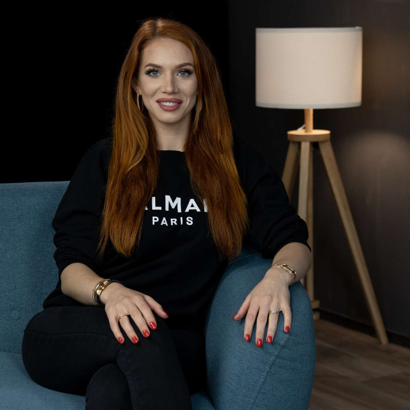 Obrázek epizody O domácím násilí, velké bídě, plastikách i zhrouceném americkém snu, otevřeně vypráví Adél Sadovskiy