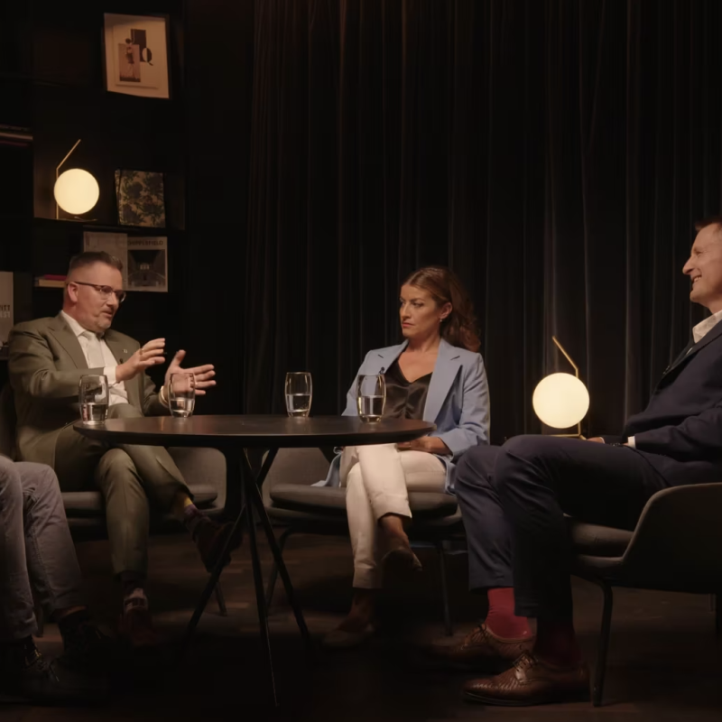 Obrázek epizody Administrativní pracoviště už nejsou jen kanceláře, hranice mezi prací a volným časem mizí.