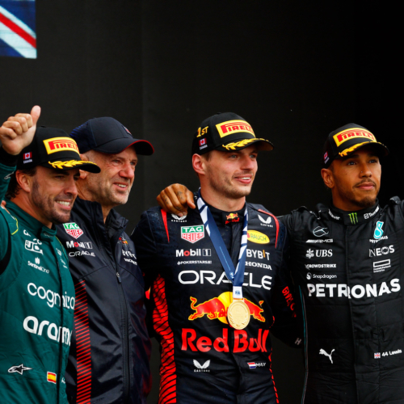 Obrázek epizody Albon namiesto Péreza? Ferrari na správnej ceste? | EisKing DEBRIEFING 9/23