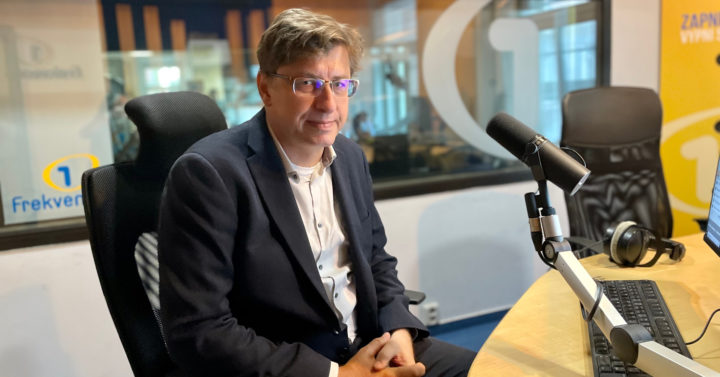 Obrázek epizody Petr Blažek: Prezident by možná na bratry Mašíny změnil názor, kdyby si poslechl stanovisko ministerstva obrany