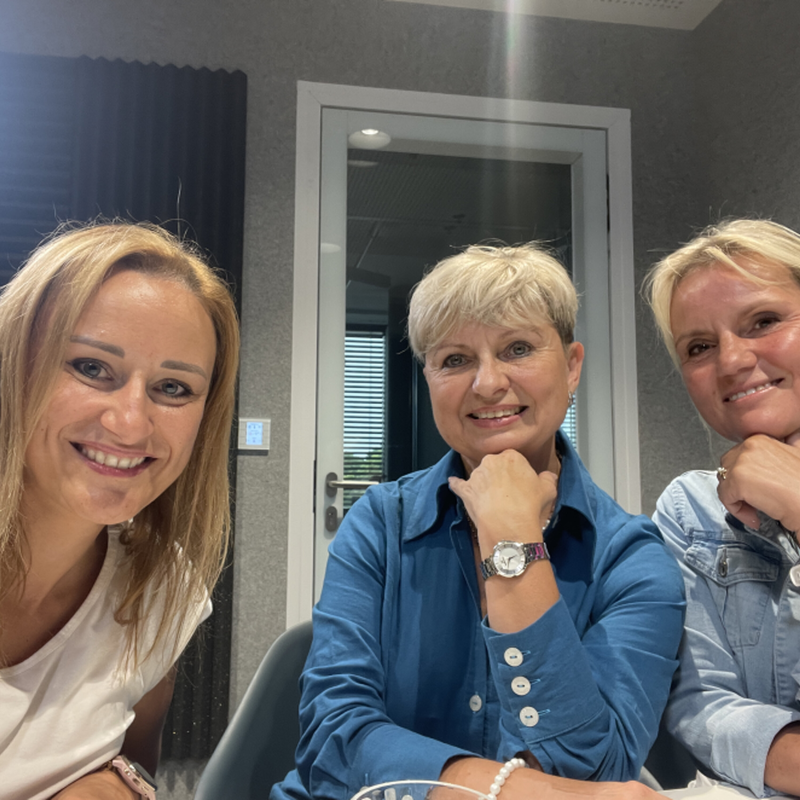 Obrázek epizody Co všechno byste měli vědět, než se pustíte do rozvodu? S organizací Vindica o právu, mediaci, emocích i ochraně dětí.