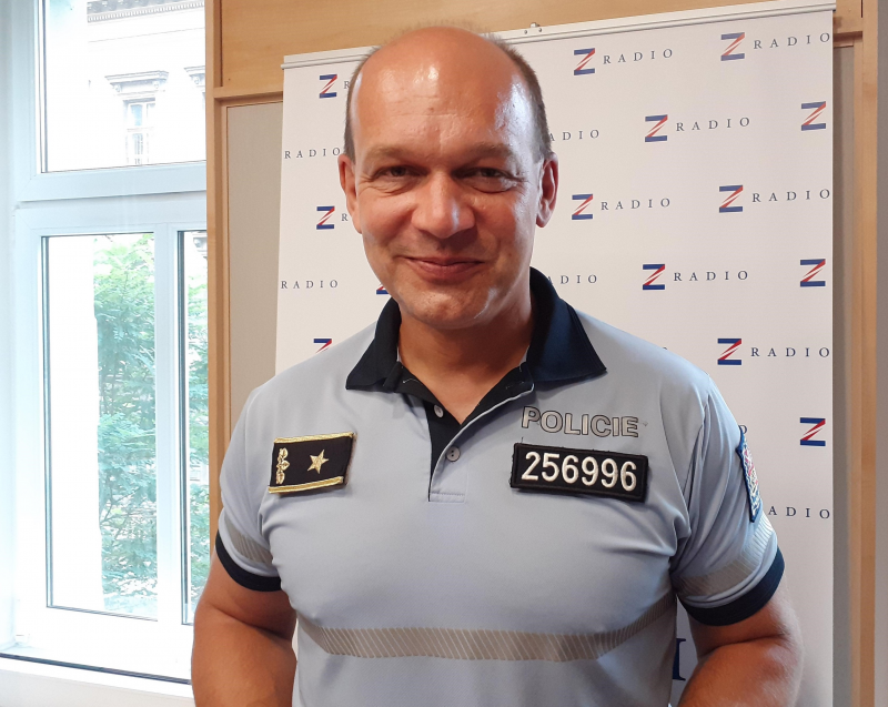 Obrázek epizody Náměstek policejního prezidenta Martin Vondrášek: Koronavirus se projevil i na poklesu kriminality, která ve druhém čtvrtletí klesla o 20 %. Narostla jen kyberkriminalita