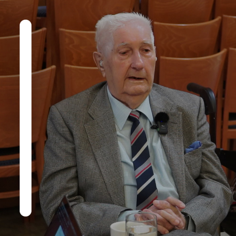 Obrázek epizody Milan Nevole na téma: Balkón – fenomén listopadu 1989