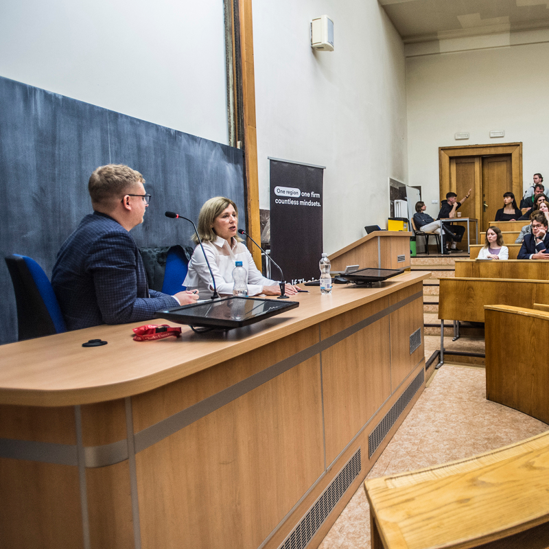 Obrázek epizody NF'23: Demokracie v v digitální době