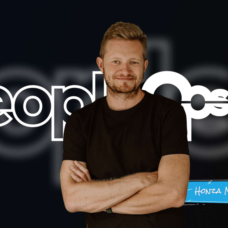 Obrázek epizody PEOPLEops #19: Honza Mayer: Prodat malou firmu velké a svůj původní tým naplno zapojit