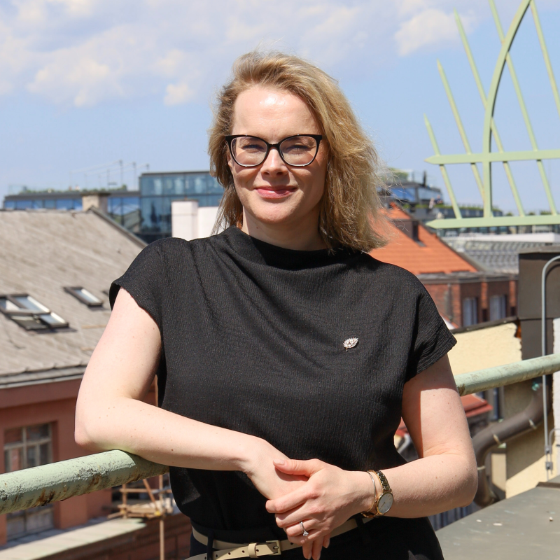 Obrázek epizody Světlana Chovancová: Češi přináší do evropských institucí selský rozum i smysl pro humor. V Bruselu to není žádné „o nás bez nás“.