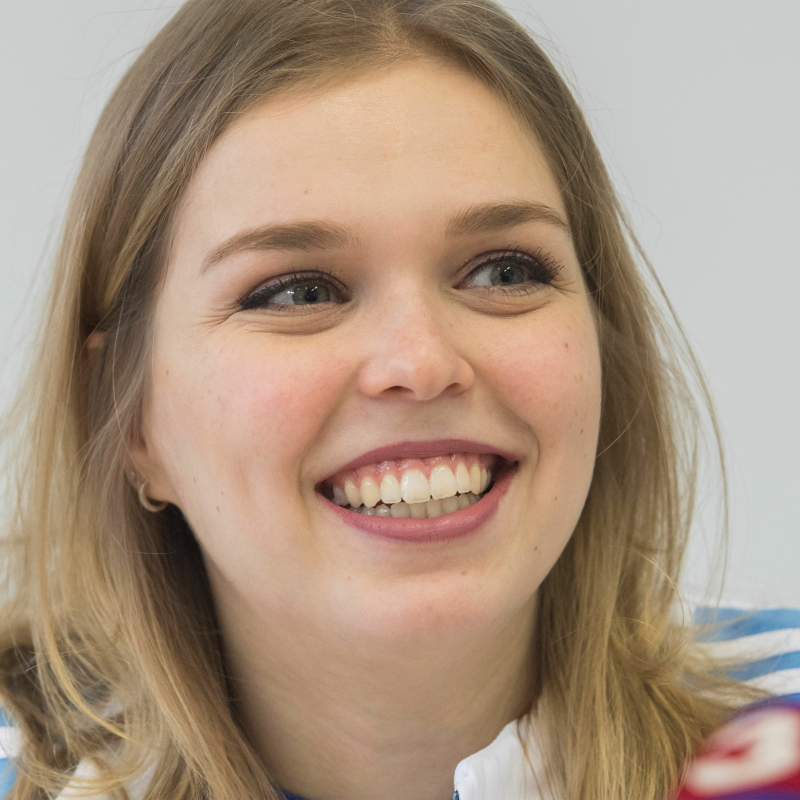 Obrázek epizody "Musím trénovať viac, aby mi po 3 minútach nezmizli nohy," vraví sympatická Nicole Rajičová.