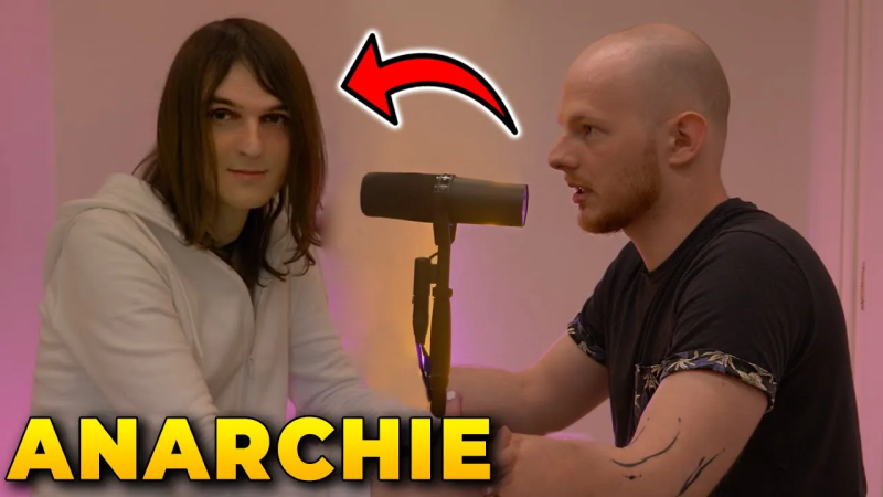 Obrázek epizody Debata s transgender anarchistkou: JE NÁSILÍ V POŘÁDKU?