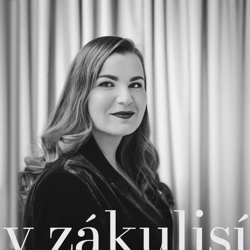 Obrázek epizody V Zákulisí s parfumérem Jakubem Hiermannem: Do flakonů dávám vůni sexu a živočišna, lidé chtějí vyšší libido