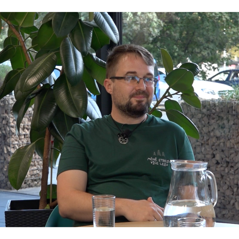 Obrázek epizody Michal Jakl - zakladatel projektů Pozitivní Ústí. Toulky prostorem a časem