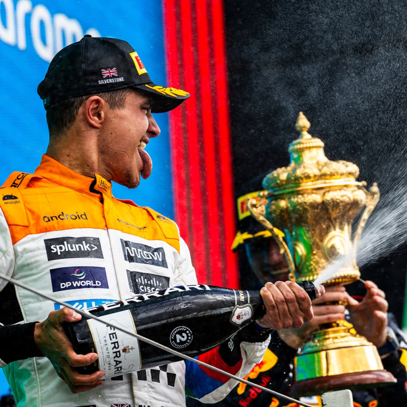 Obrázek epizody Mika Häkkinen mal pravdu! Ricciardo nahradí de Vriesa? | EisKing DEBRIEFING 11/23