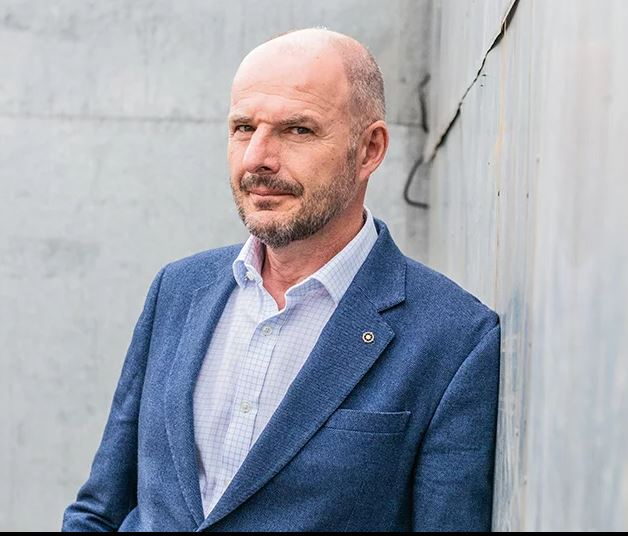 Obrázek epizody Josef Bernard: Schodek státního rozpočtu je v této krizové době kompromis