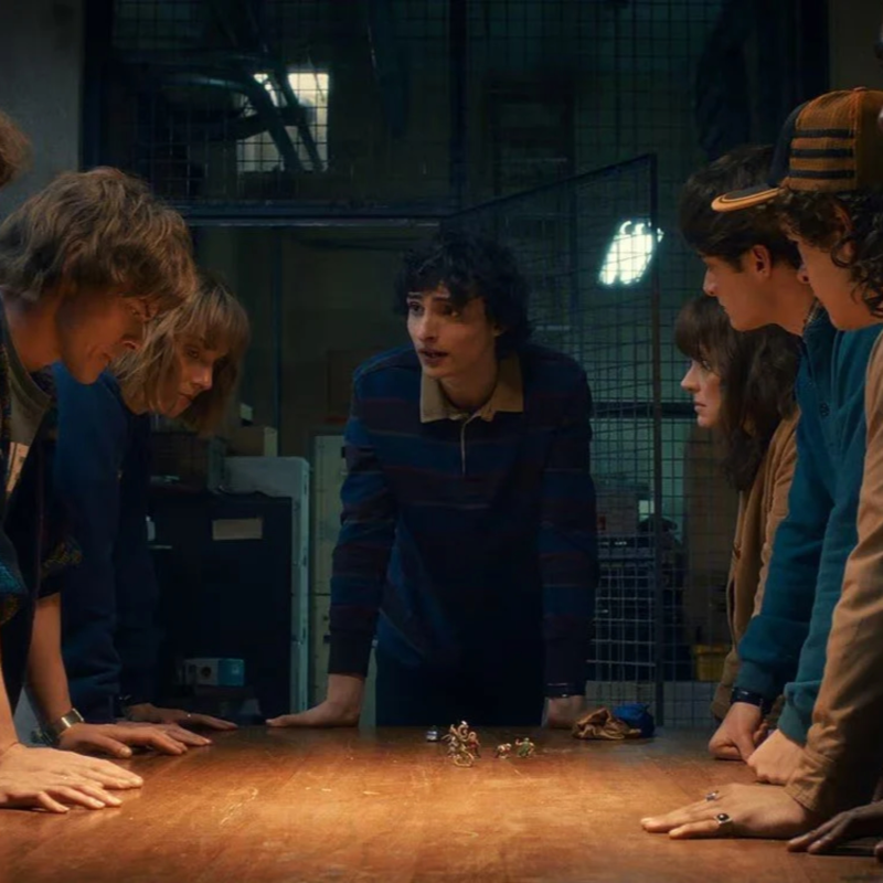 Obrázek epizody V čem mentálně ustrnuly Stranger Things? A proč už Slavíky nevyhrává Karel Gott?