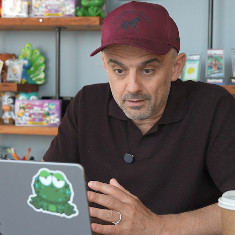 Obrázek epizody Marketing, Patience and Building Brand in 2025 | Do This Not That