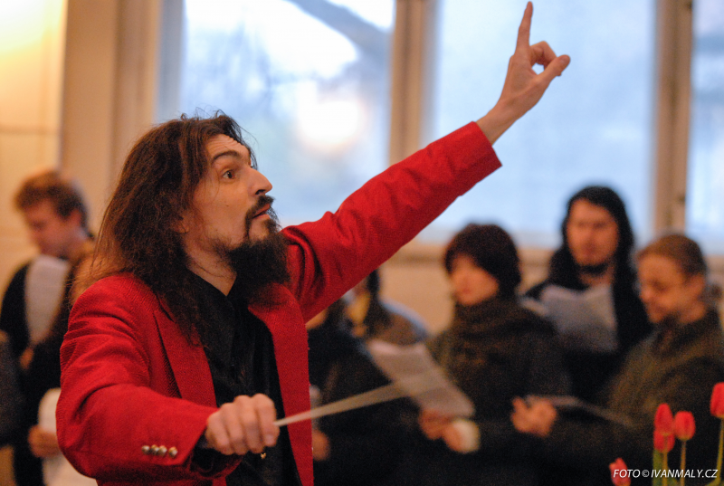 Obrázek epizody Hudebník Varhan Orchestrovič Bauer: Hudba má být trojrozměrná, na skladby Hanse Zimmera člověk nemusí umět mnoho