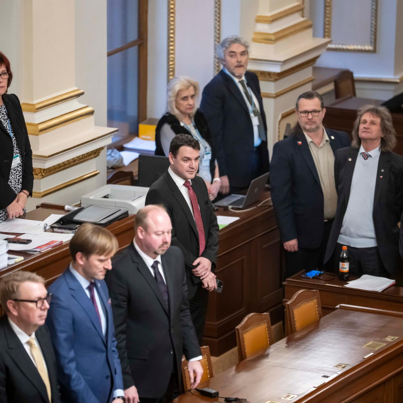 Obrázek epizody Vláda chce české neziskovky připravit o dekády budovanou reputaci v zahraničí