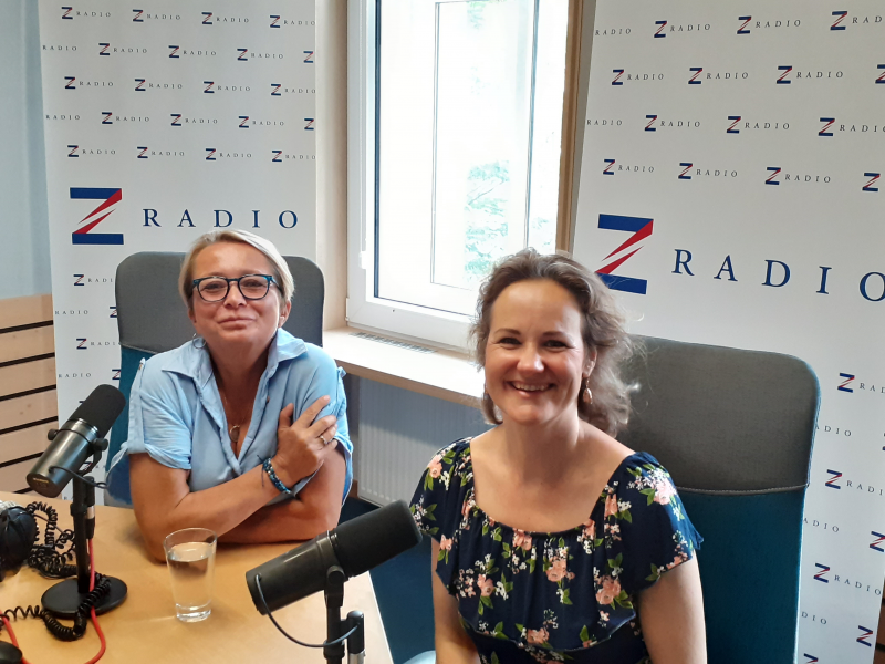 Obrázek epizody Pro muže je nevěra především o sexu, ženy zahýbají spíš z emočních důvodů, říká lektorka partnerství Denisa Palečková