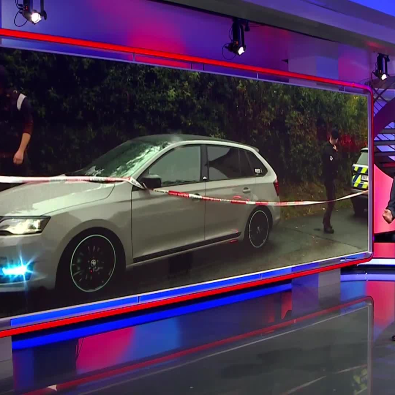 Obrázek epizody Muž v Praze najížděl do policistů autem. Zastavili ho až prostřelením pneumatik