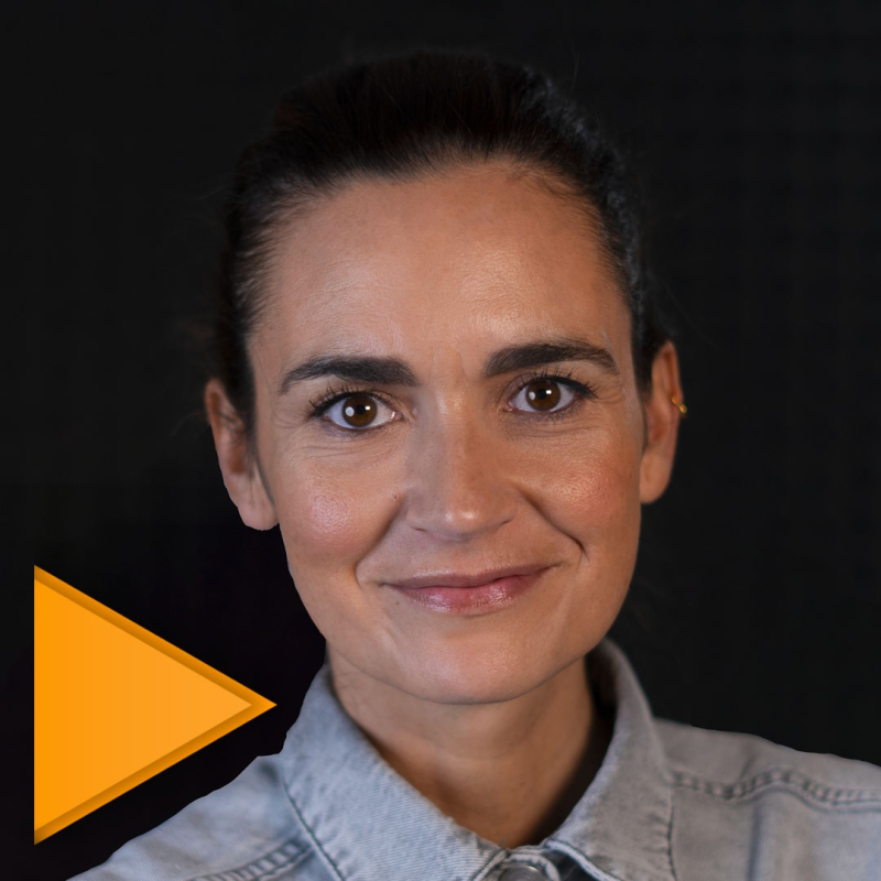 Obrázek epizody Daniela Písařovicová: Byla mi přidělena policejní ochrana. Práce v DVTV je zajímavější i finančně