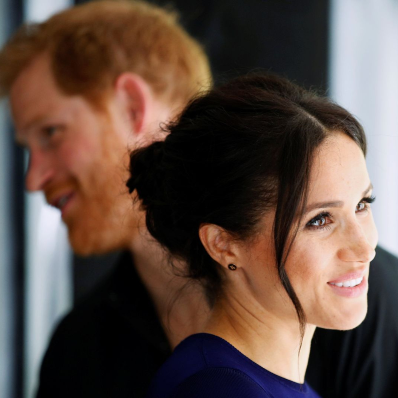 Obrázek epizody Cápová: Megxit je nepřátelský akt vůči královně, Harry se zachoval jako celebrita