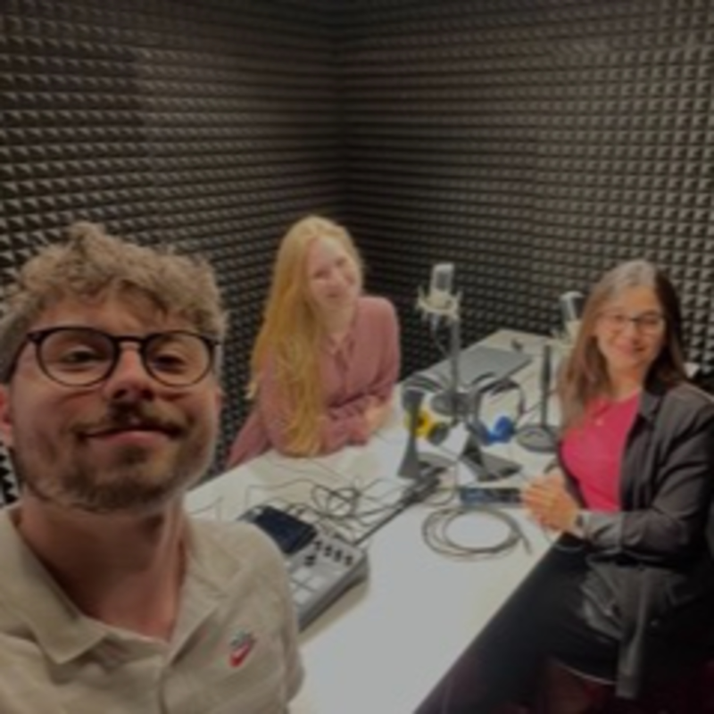 Obrázek epizody 02 - Rekordní teploty jsou každy rok aneb Terka Hyská nadějnou redaktorkou