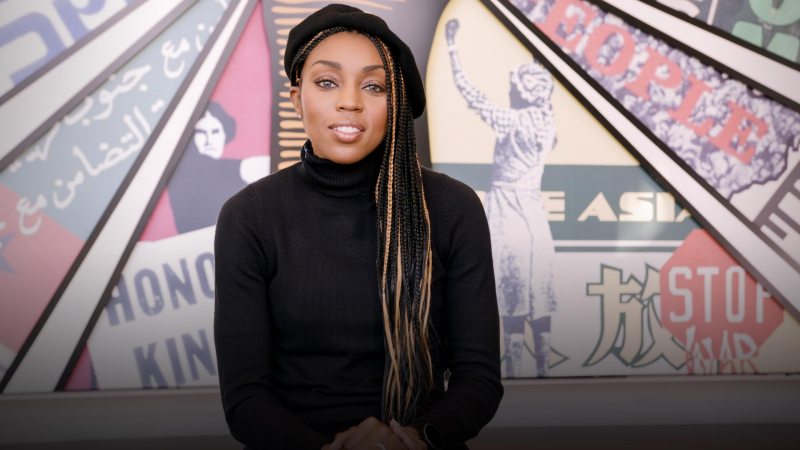 Obrázek epizody How to turn moments into momentum | Renee Montgomery