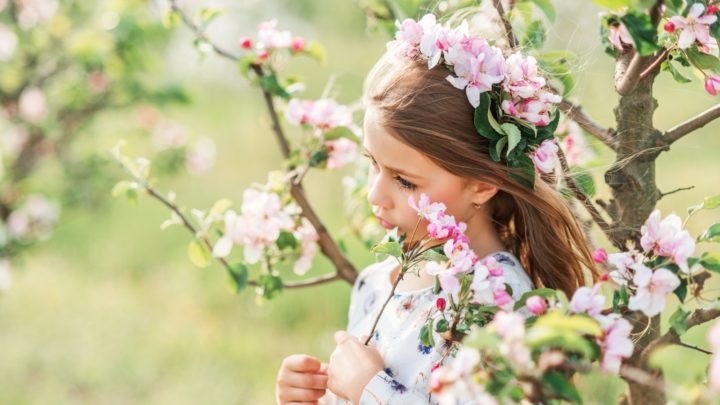 Obrázek epizody HOROSKOPY: Raci, nic tak účinně neovlivňuje váš pohled na svět, jako vzájemně opětované pohledy a city