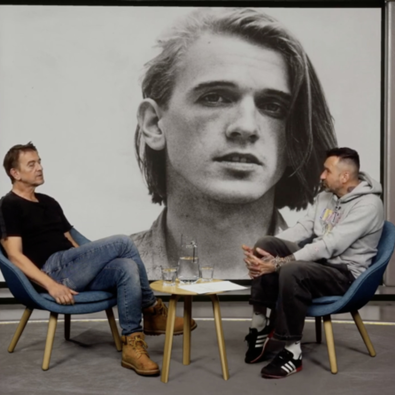 Obrázek epizody Vítek Pokorný: Na Evropu 2 jsem přitáhl opilce, kteří tam všechno rozmlátili. Ve vysílání jsem provokoval, dnes by to nešlo