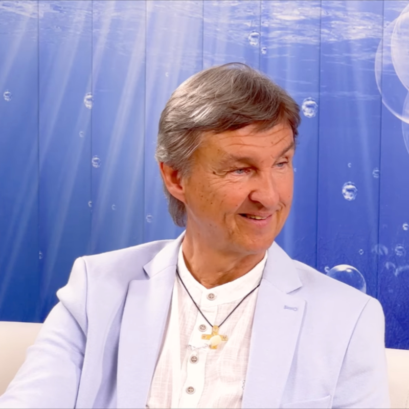 Obrázek epizody MUDr. Mikuláš Štefan, Znovunapojení lidstva na Světlo