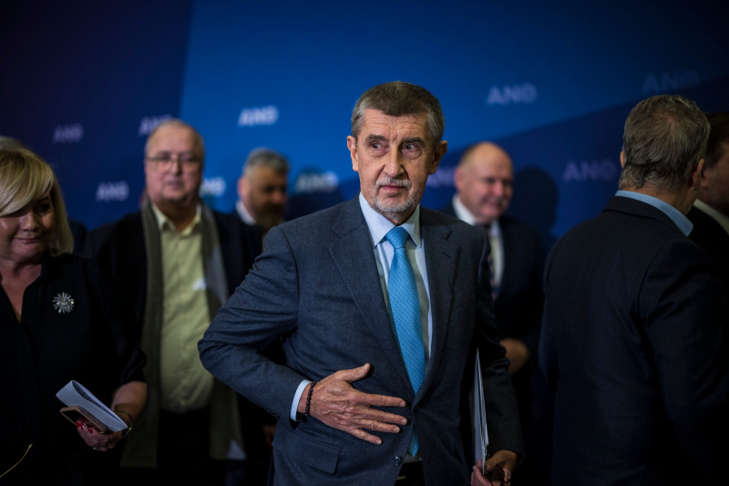 Obrázek epizody Babiš chce vytlačit Okamuru. Jeho proměna připomíná osud Fica na Slovensku