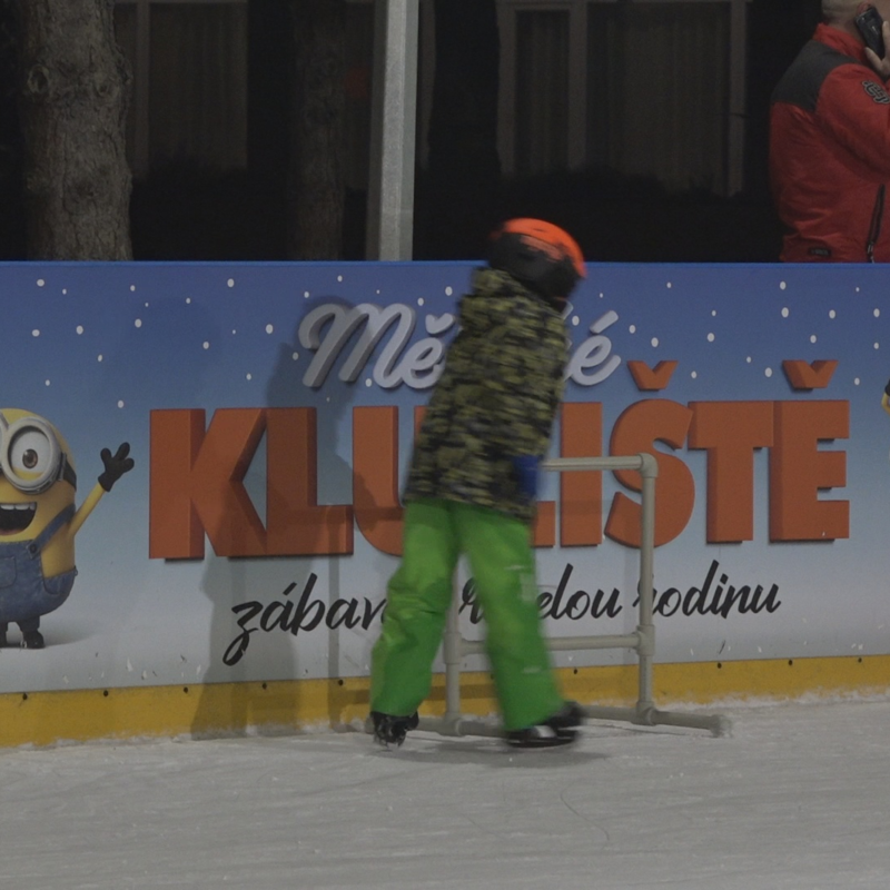 Obrázek epizody V neděli 30. ledna skončí provoz ledového kluziště v Radničním parku v Mostě.